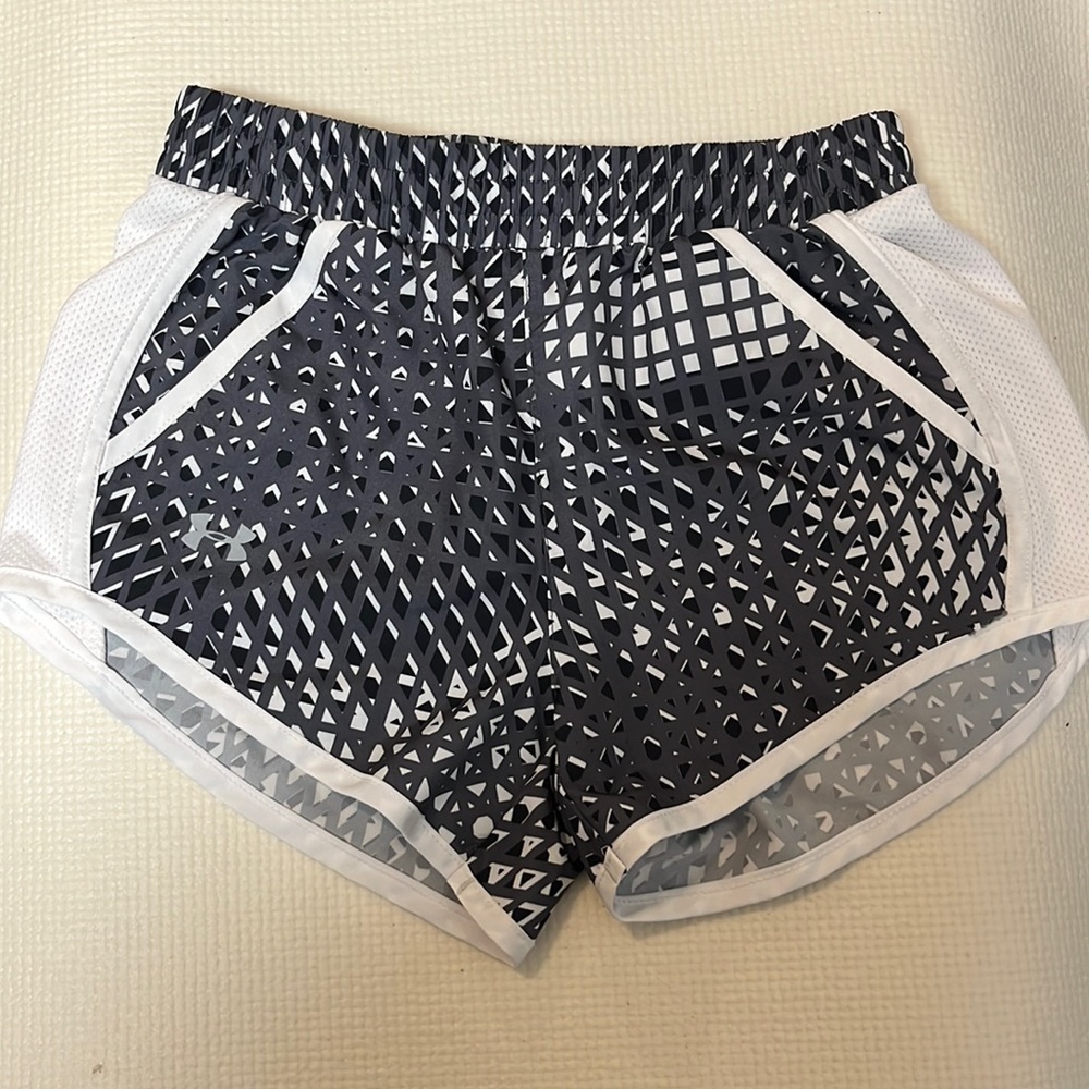 Girls Under Armour Athletic Shorts